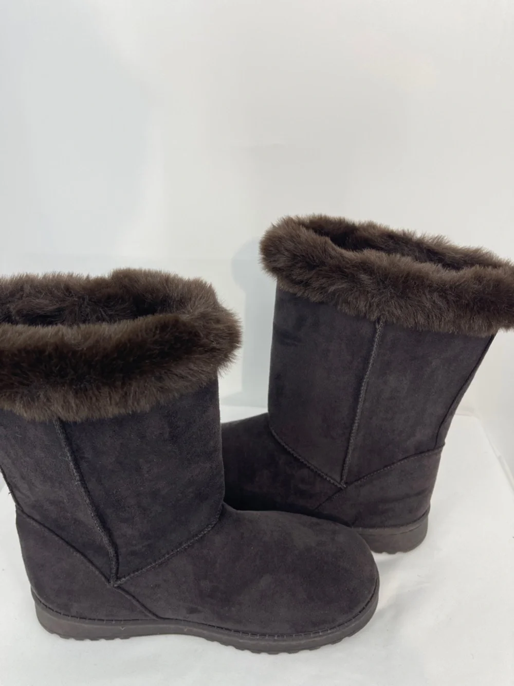 The Unbranded Brand cozy women